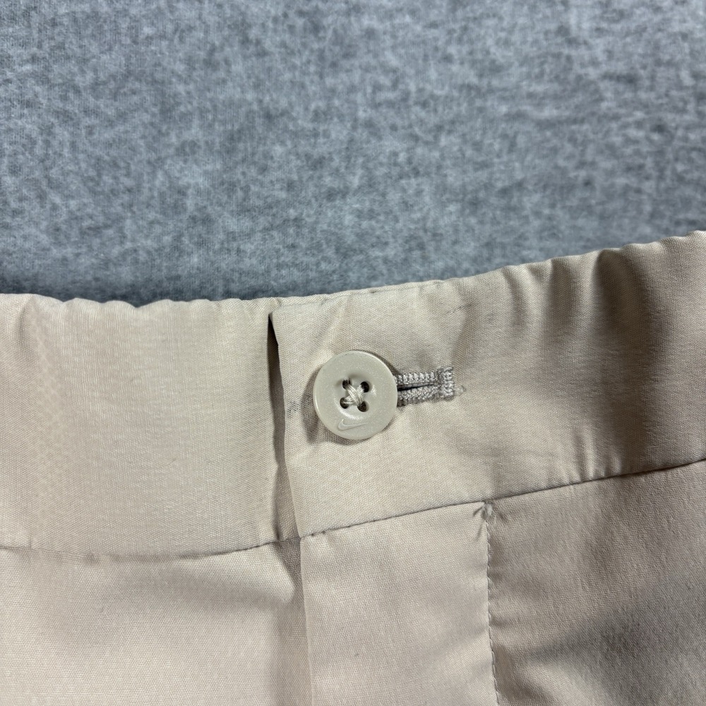 VTG Nike Golf Fit Dry Shorts Mens 36 Beige Tan Flat Front Y2K Tech Chino Swoosh - Picture 2 of 8